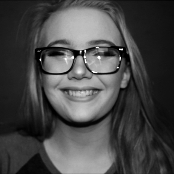 Meet your Posher, Haleigh - Picture 1 of 1